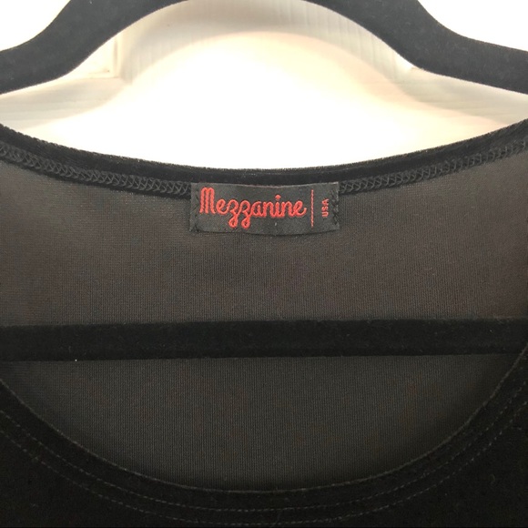 [ Sold ] Black Velvet-like Fit & Flare Dress, Large - Picture 2 of 3